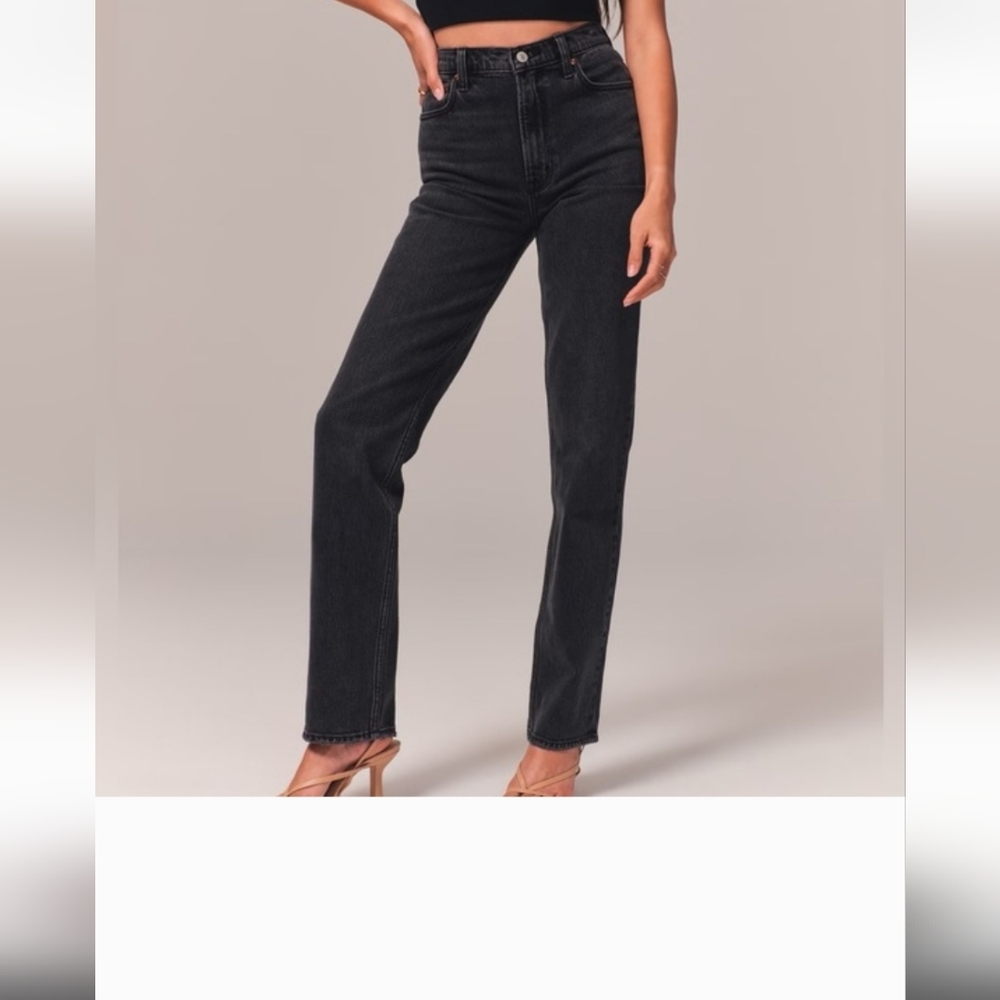 Abercrombie The '90s Straight Ultra High Rise Jean Black Size 4 / 27 XL